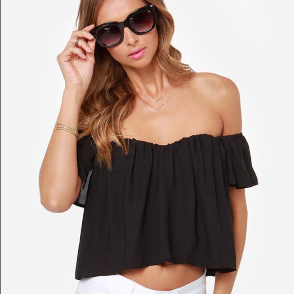 Lulu's Off-The-Shoulder Black Top!
