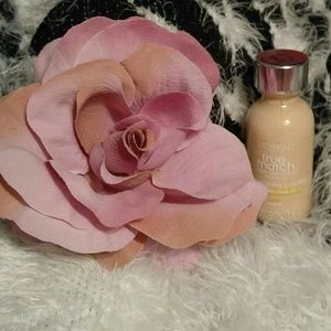 Loreal true match makup.