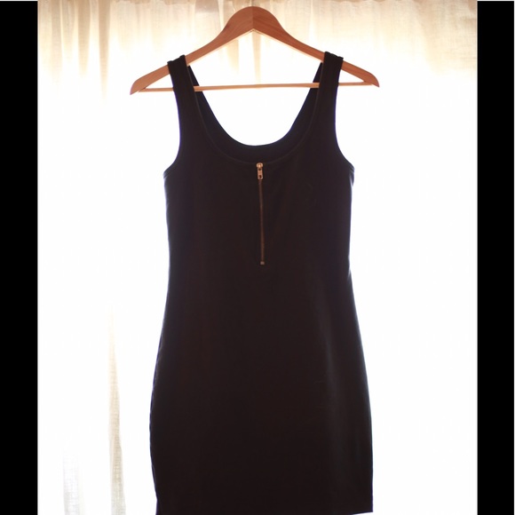 Classic Little Black Dress - Picture 4 of 4