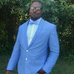 Meet your Posher, Troy