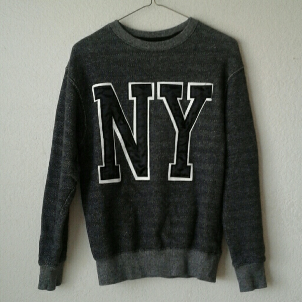 H&M "NY" Sweater