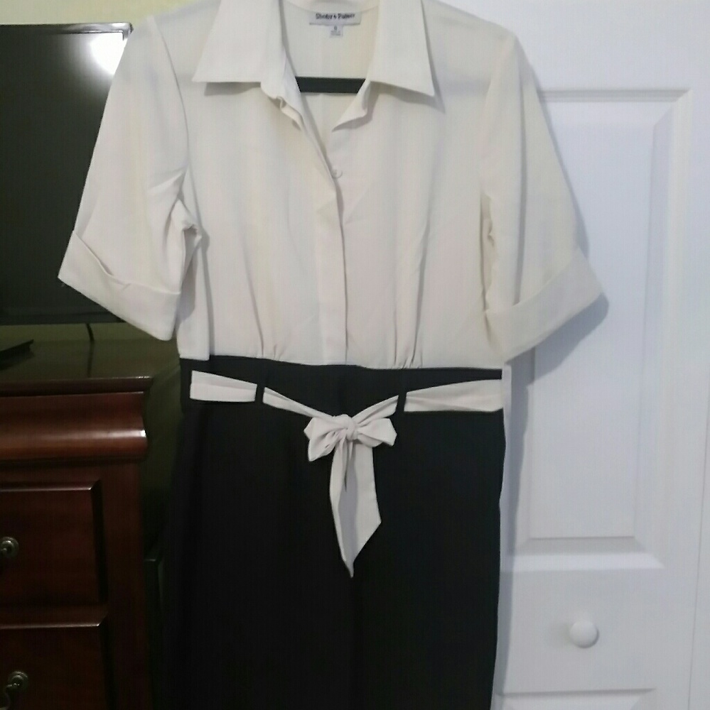 Sold!!! black skirt cream shirt dress w tie size 8