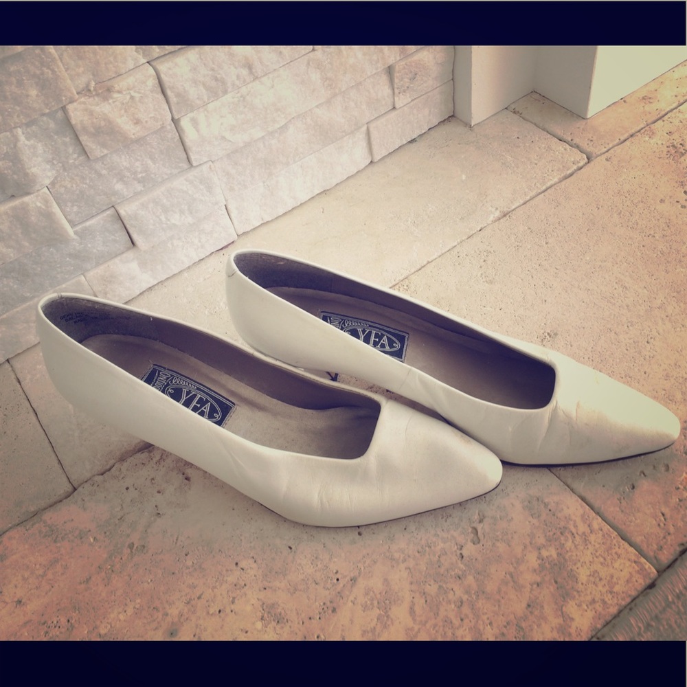 Classic white pumps!