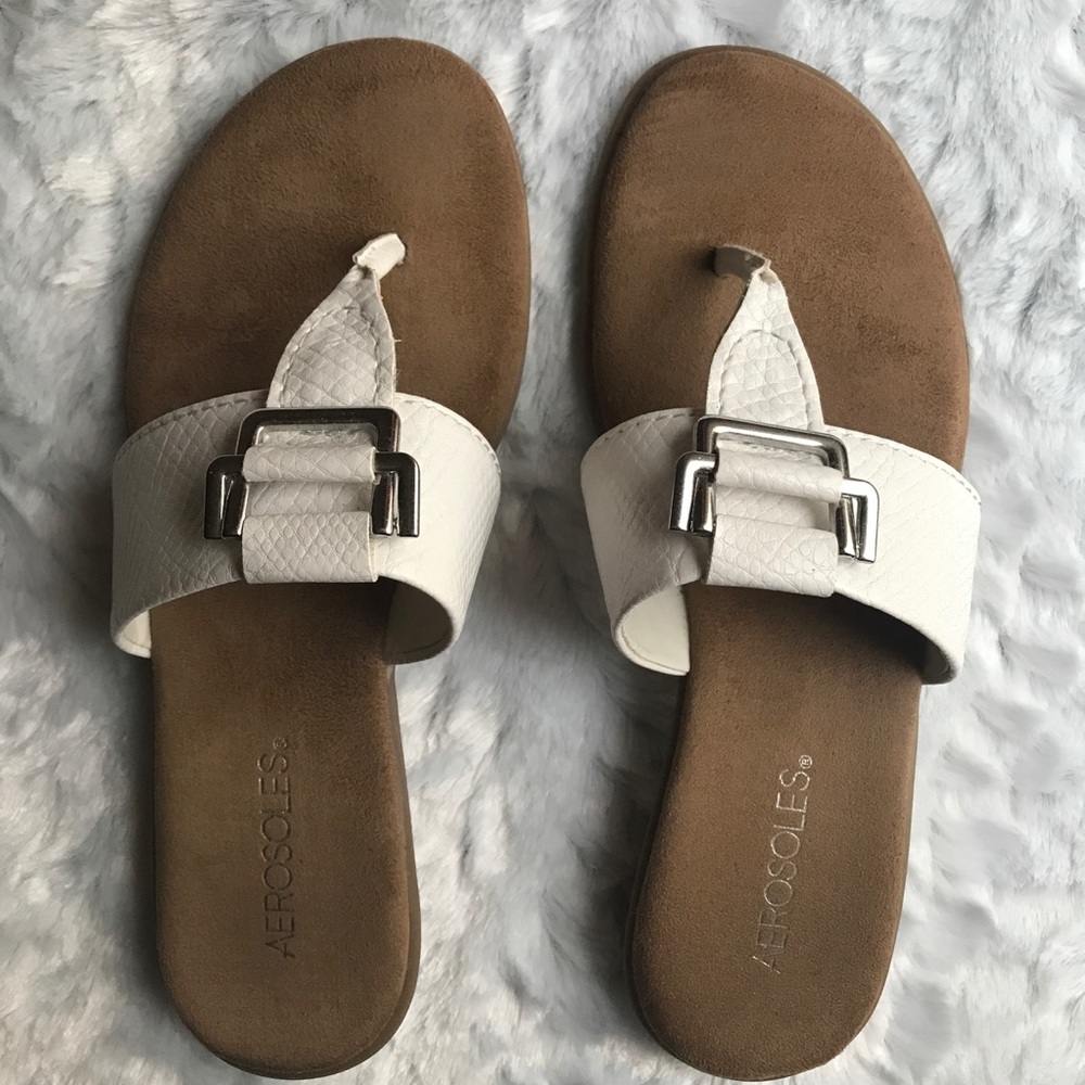 AEROSOLES Sandals
