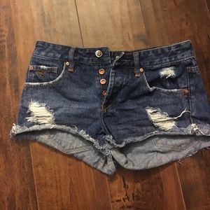 Denim distressed shorts
