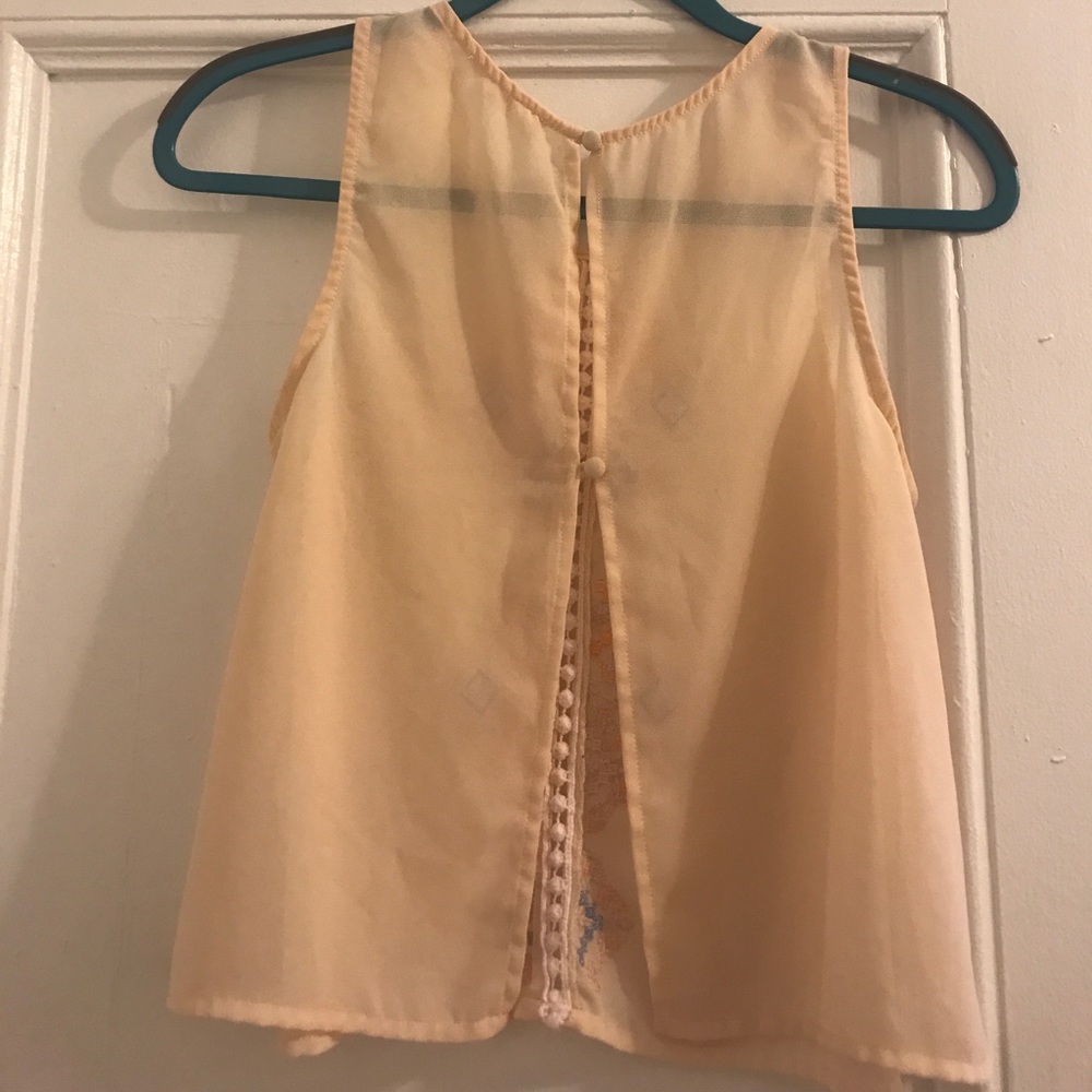 Breezy Open-back Tank - Picture 2 of 2