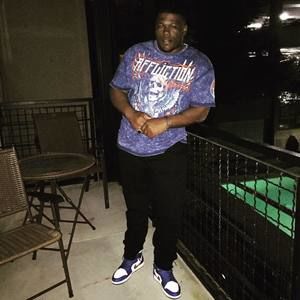 Meet your Posher, Lewis