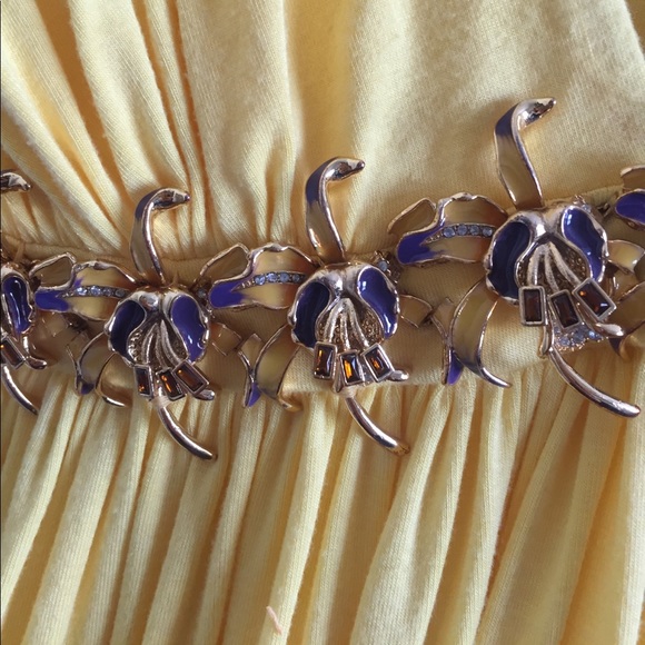 Dress - Picture 4 of 5