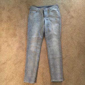 Gray skinny jeans