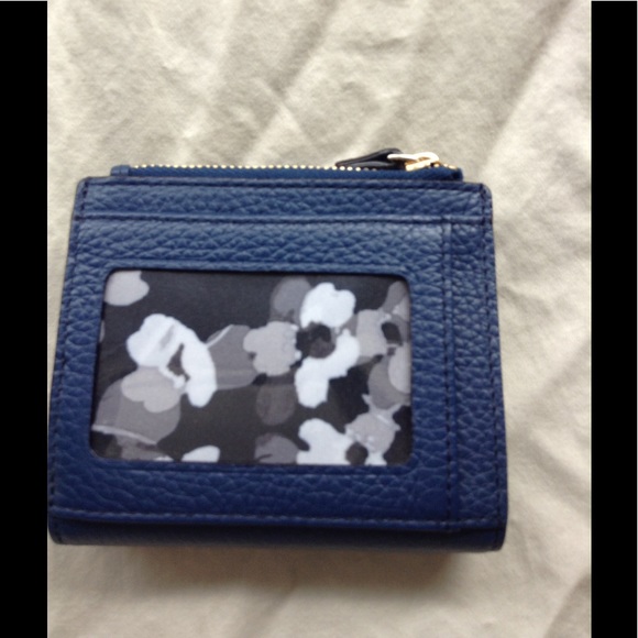 kate spade adalyn wallet - Picture 6 of 6