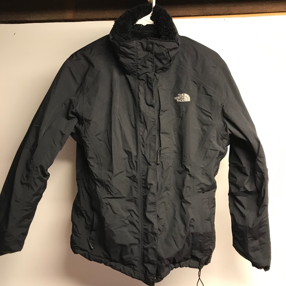 Black womans North Face fleece lined winter jacket