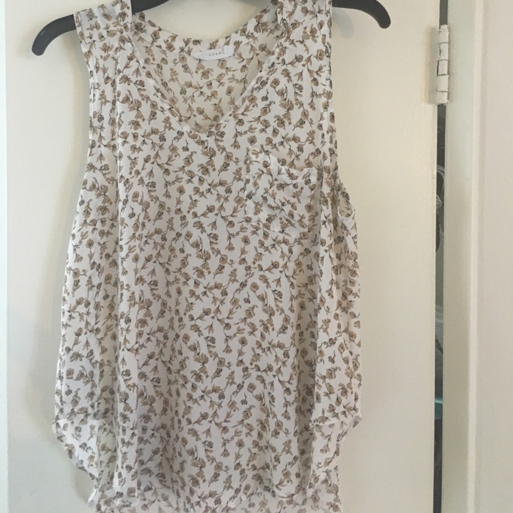 Floral short sleeve blouse