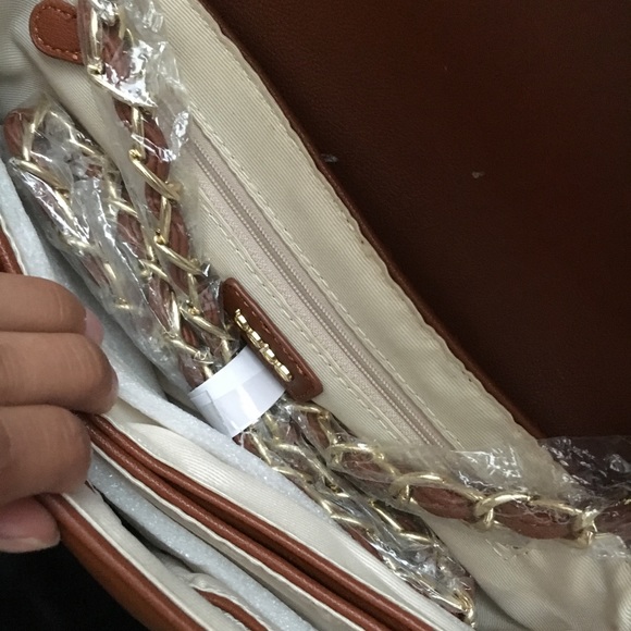 Bebe Leopard Crossbody - Picture 4 of 6