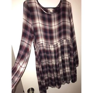 Plaid Long-Sleeve Top