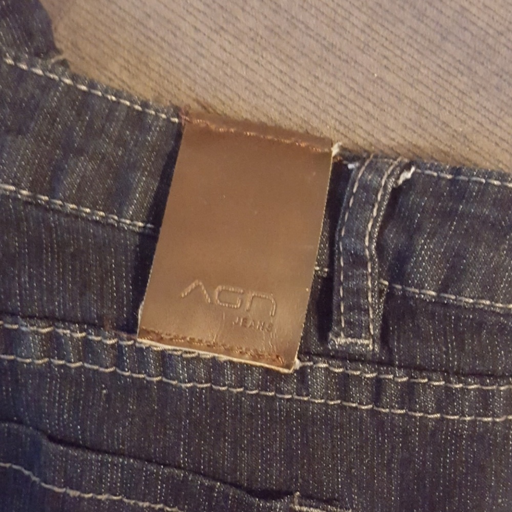 Jeans - Picture 2 of 6