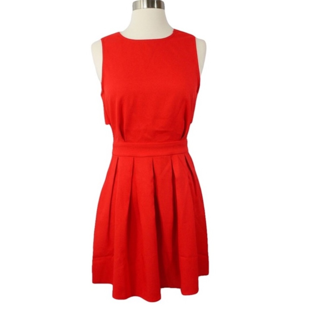 Red Backless Scallop A Line Dress - Picture 3 of 6