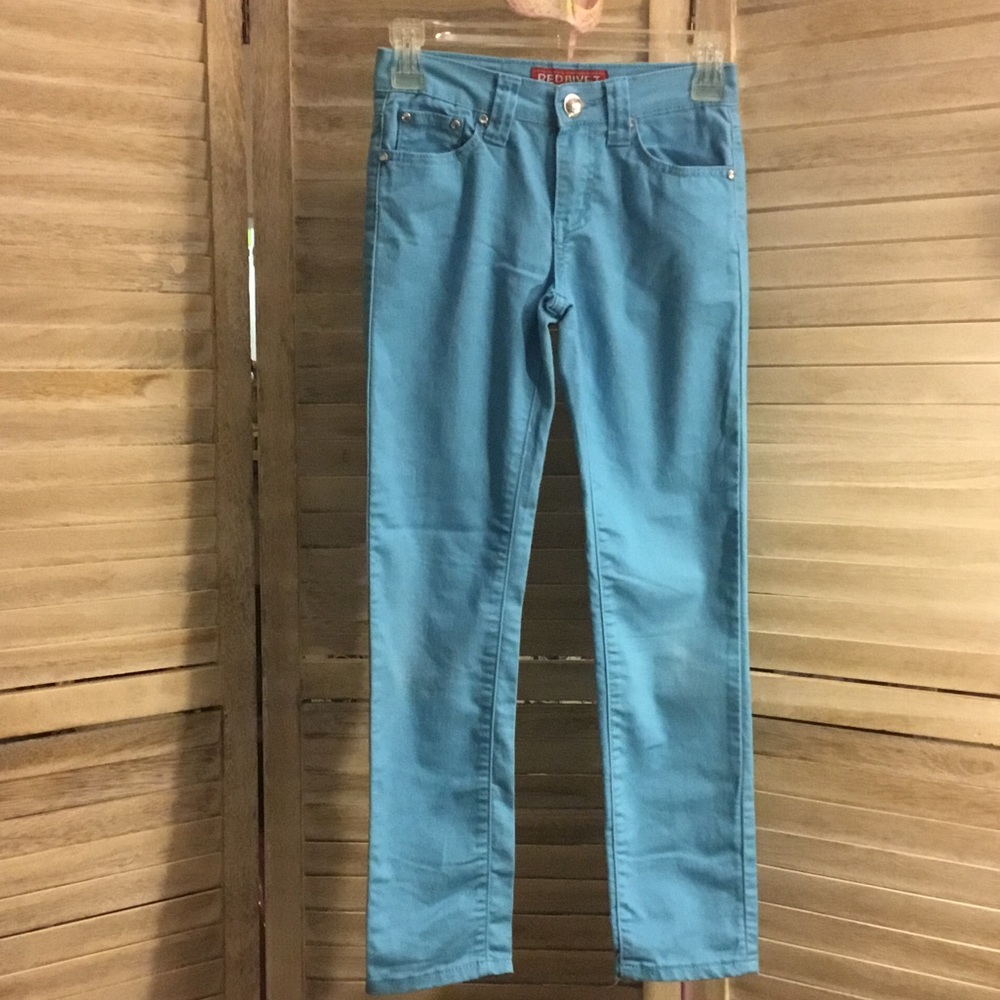 Like NEW Red Rivet soft light blue skinny pants.