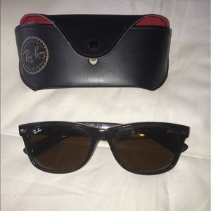 Rayban wayfarers