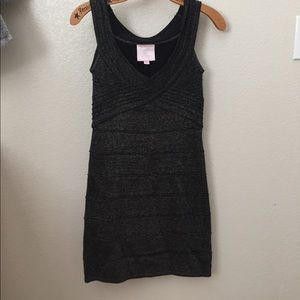 Romeo Juliet couture blk/gold bandage dress