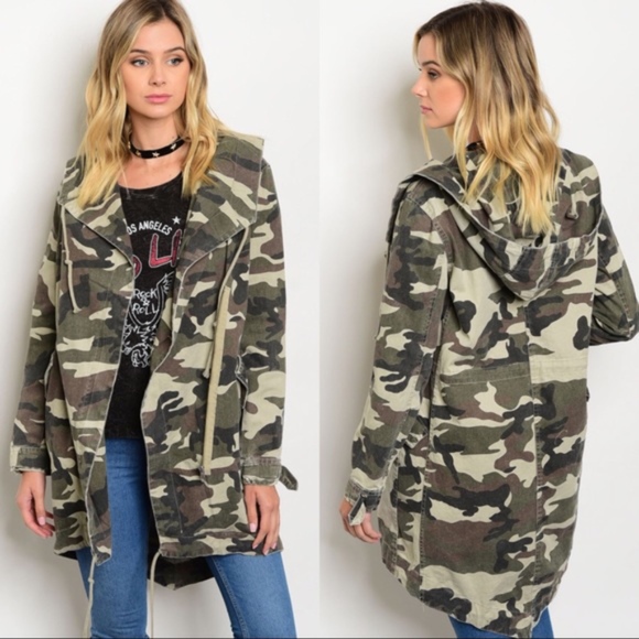 Glamvault Jackets & Blazers - LAST ❣️Camo Hooded Utility Jacket