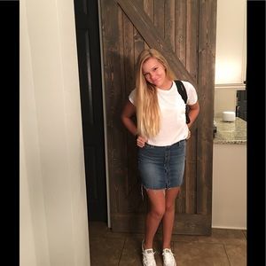 Meet your Posher, Julia