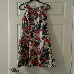 Pretty flowery dress