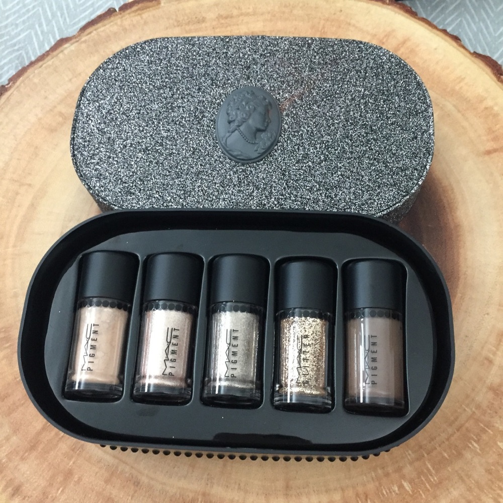 Mac Gold Beige Pigment Set