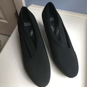 Eileen Fisher Minimalistic Heels ⭐️ like new!