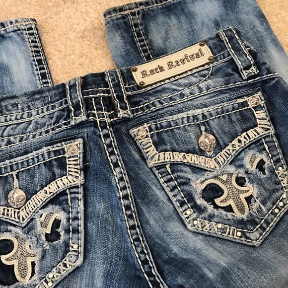 Size 26 rock revival jeans - Picture 2 of 4