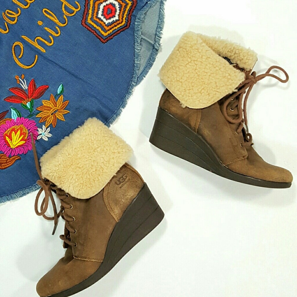 UGG shearling ZEA cuffed wedge boots