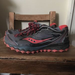 Running hiking gym shoes size 9
