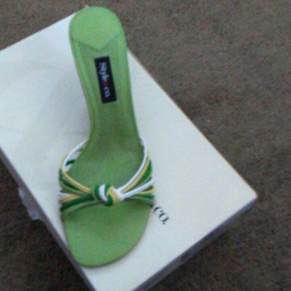 Style&co. - Picture 2 of 2