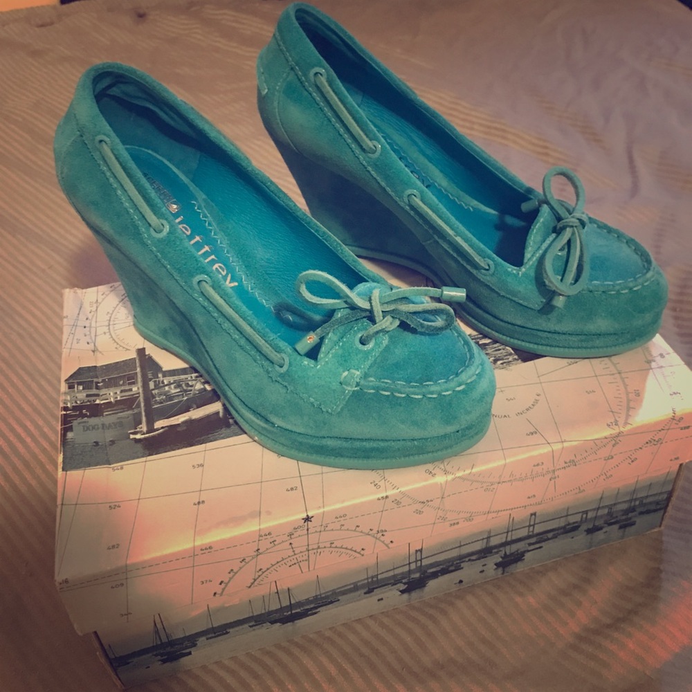 Sperry top-sider suede wedges in turquoise *NEW*