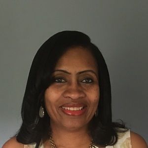 Meet your Posher, Lynette