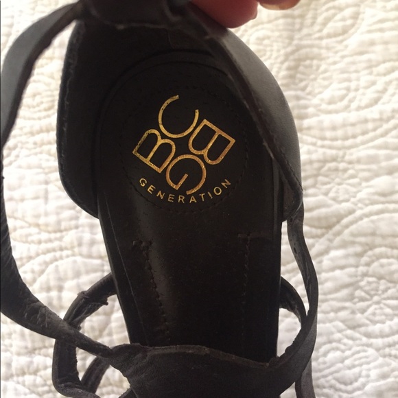 Sandals - Picture 2 of 4