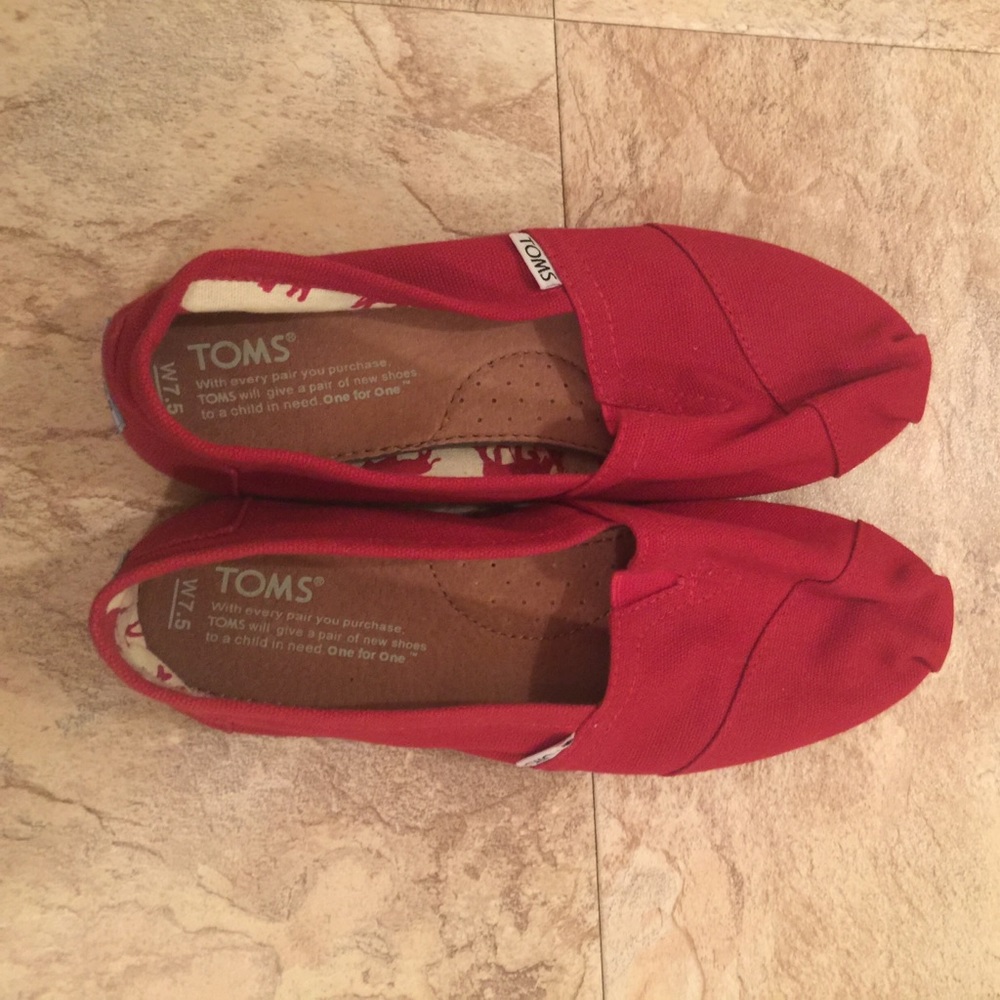TOMS flats