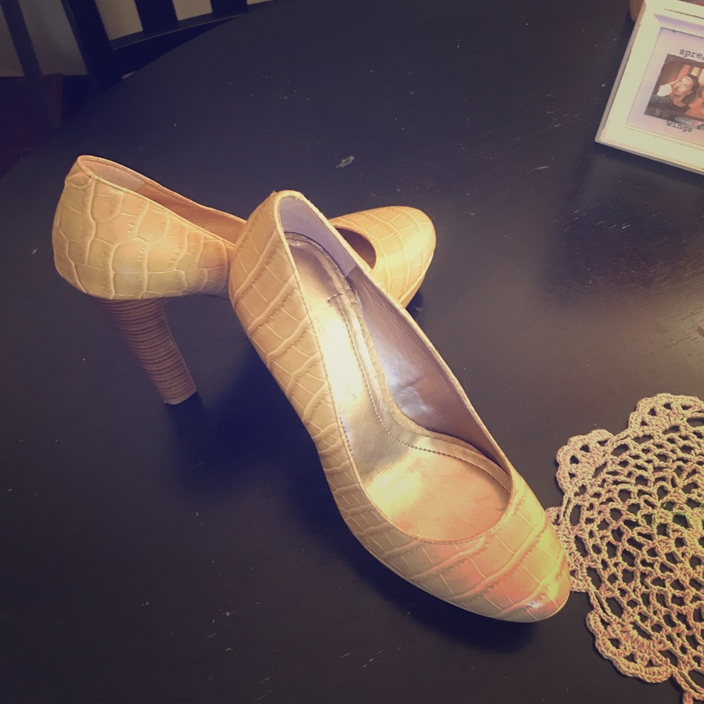 BCBG 'Jodie' cream platform shoes!