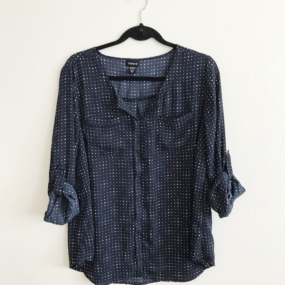 TORRID// V-neck Blouse //size 0