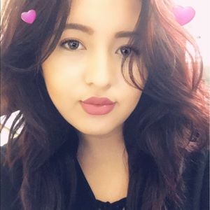 Meet your Posher, Alba