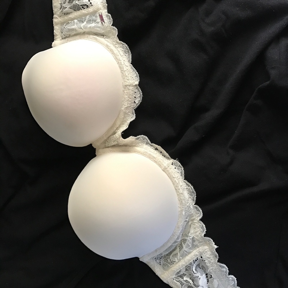 VS PINK strapless lace bra