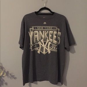 Vintage Yankees tee