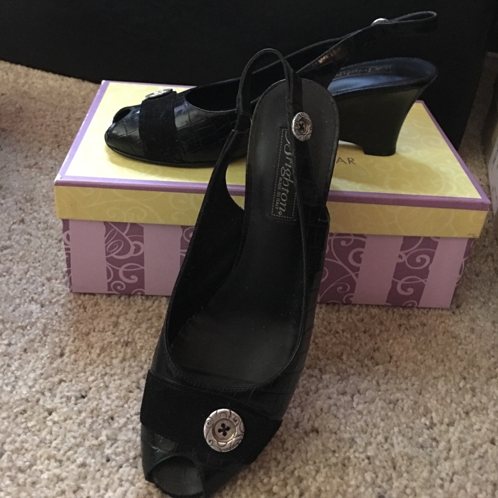 🌸🌸🌸Brighton sandals in Like New Condition