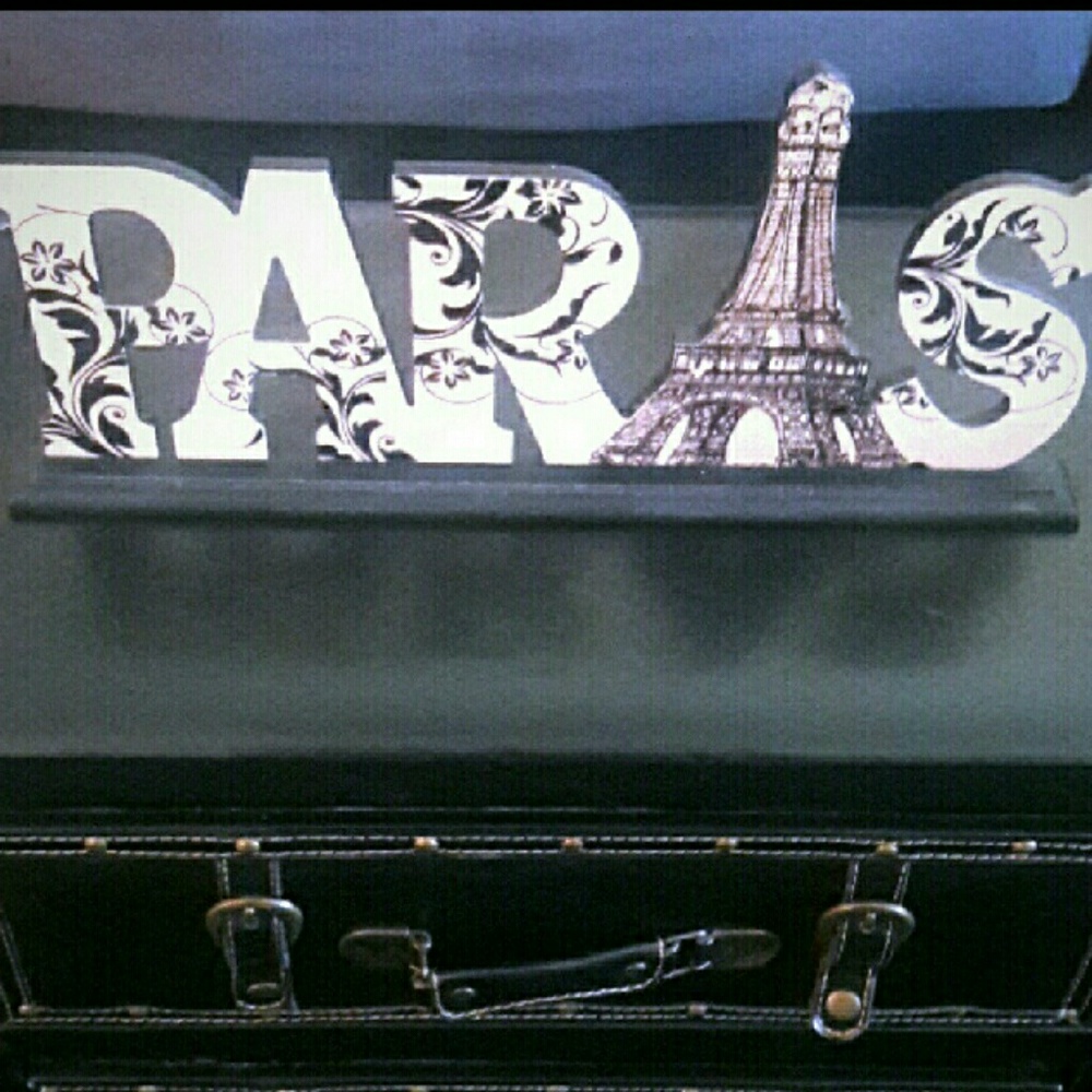 Paris Table Decor