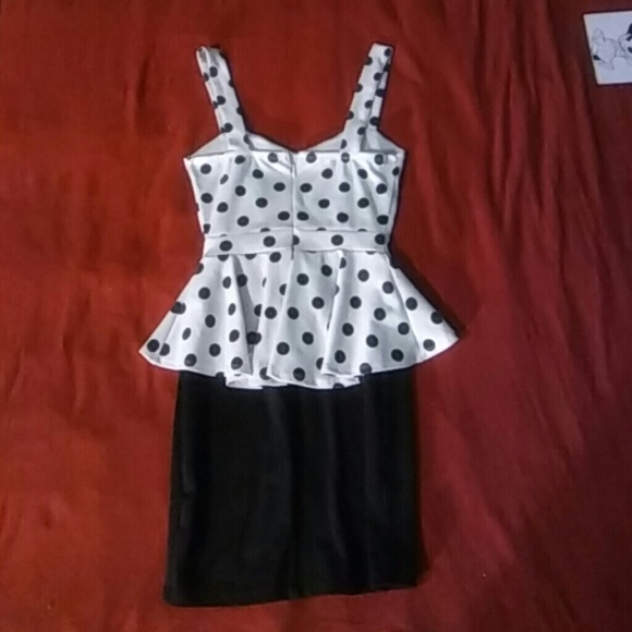 Peplum Dress - Picture 3 of 4