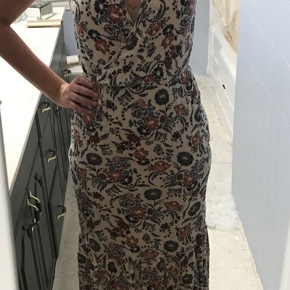 American Eagle Maxi Dress - Picture 3 of 3