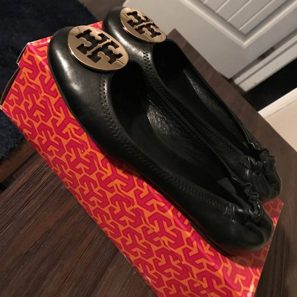 Tory Butch Flats size 8.5 were to small