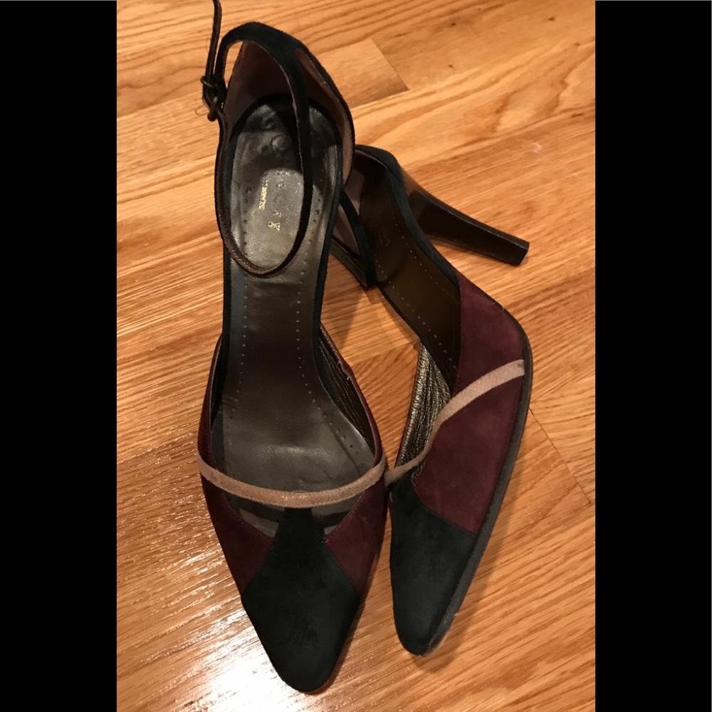 THEORY suede heels