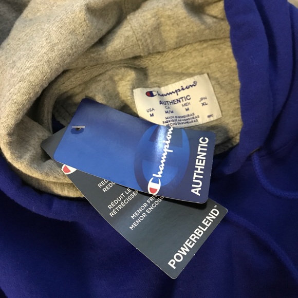 🚫SOLD🚫Men's Champion Sweatshirt - Picture 4 of 4