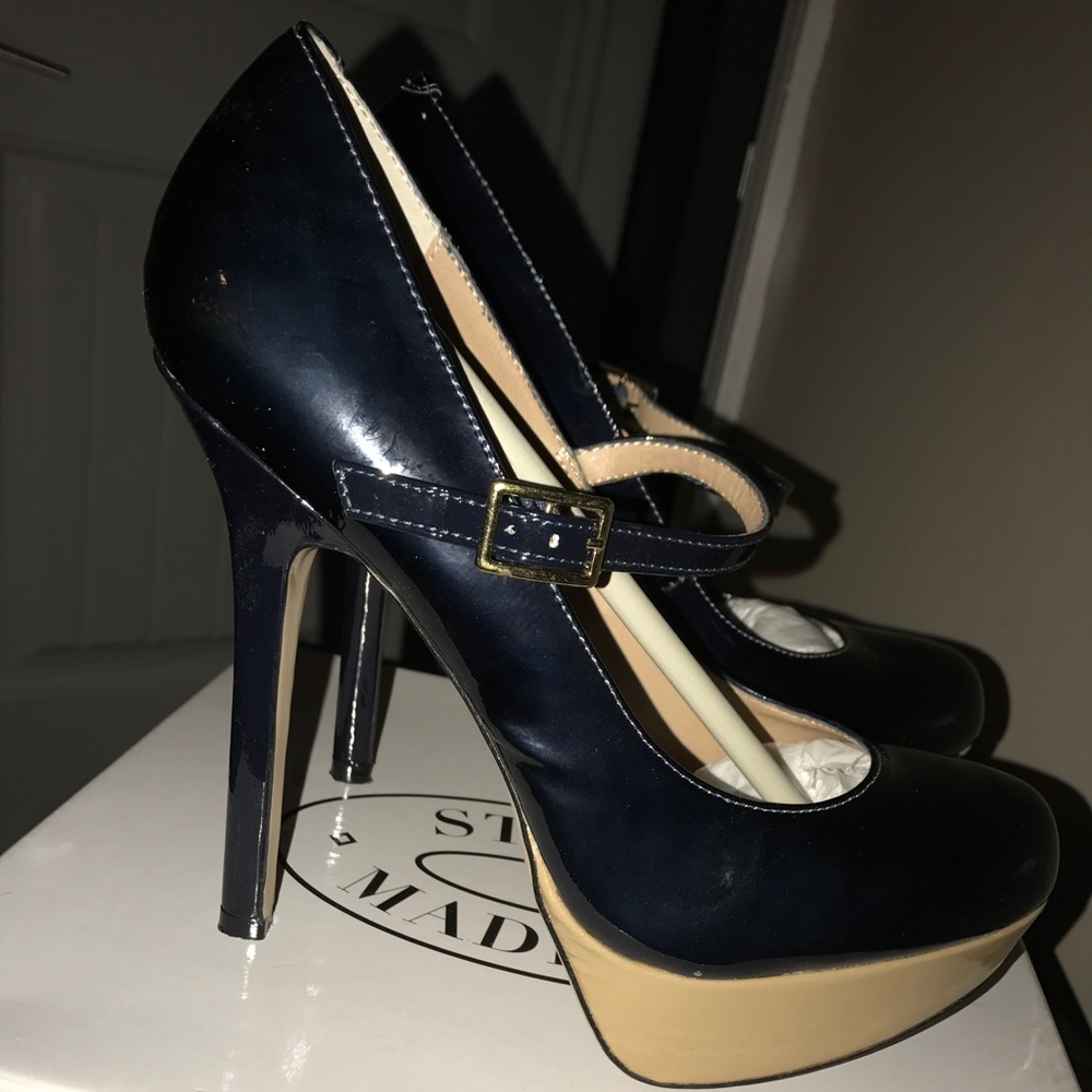 Brand new never worn Steve Madden