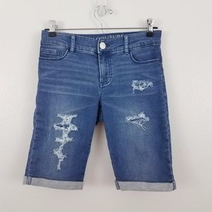 Juicy Couture short jeans distressed zip front